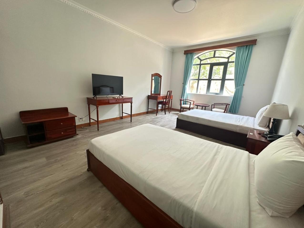Ngoc Thu Hotel Soc Trang エクステリア 写真