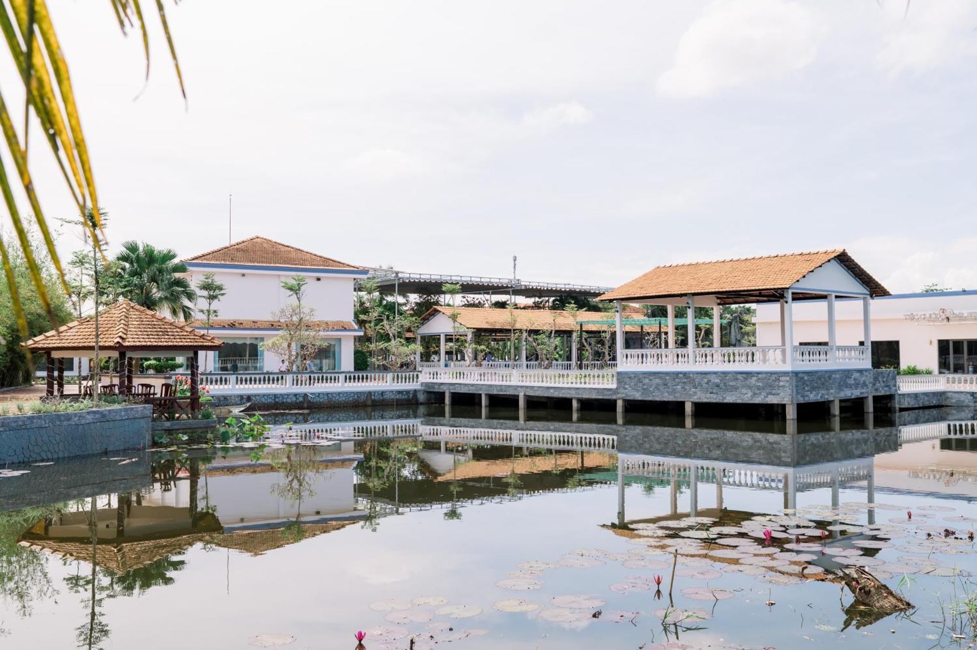 Ngoc Thu Hotel Soc Trang エクステリア 写真