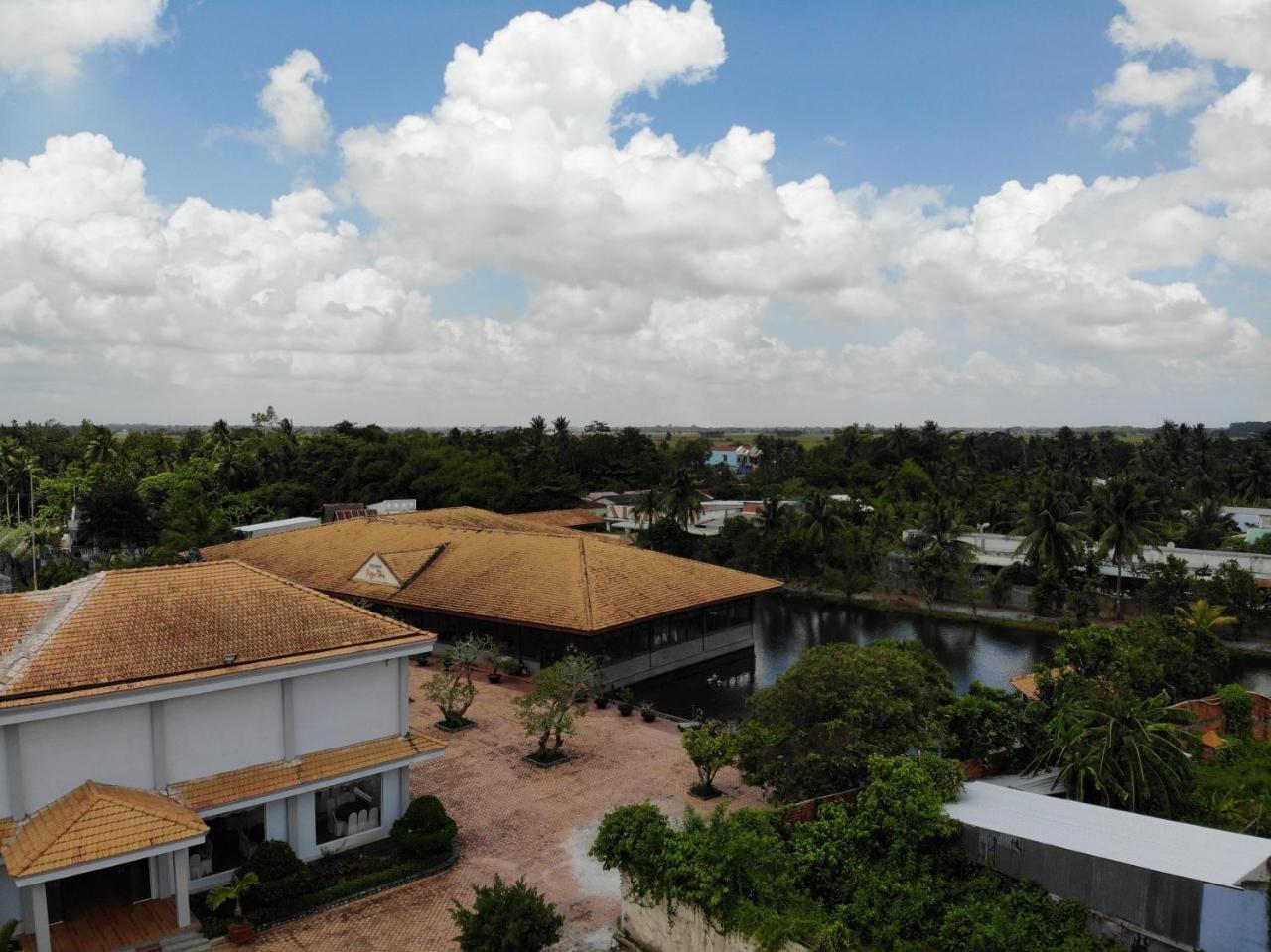 Ngoc Thu Hotel Soc Trang エクステリア 写真